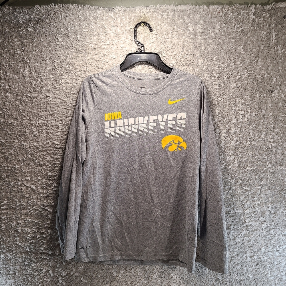 Iowa Hawkeyes Baseball Team The Nike Tee Dri-Fit Gray Polyester Youth Boys Large